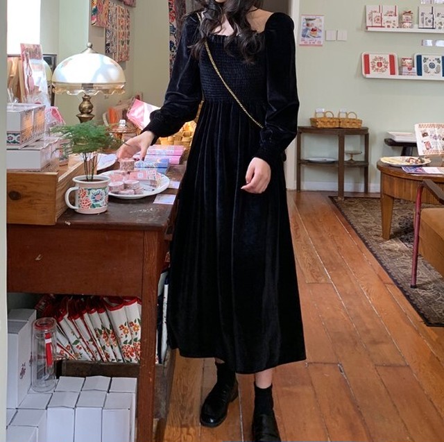 ベロア レトロ クラシカル ワンピース スクエアネック ロング丈 フレアスカート ベルベット ビスチェ 上品 韓国系 ドレス 大人可愛い シンプル Idear