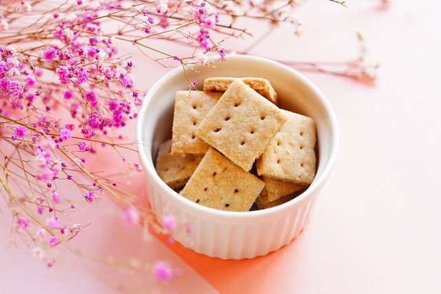 送料無料 そば粉クッキー３袋 グルテンフリー 卵不使用 ヒツジノドカ いとおかし 卵 小麦 白砂糖 乳不使用の焼き菓子