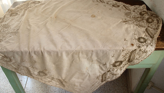 刺繍 アルル アルシエンヌ フィチュー ショール 95cm 95cm 1800年 ヴィクトリアン アンティーク 時代衣装 古布 襤褸 テキスタイル H094 Glicinia 古道具店 アンティーク ヴィンテージ