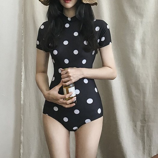 ドット柄水着 ワンピース スイムウェア 水玉 レトロ クラシカル 海 リゾート 夏 Virtue