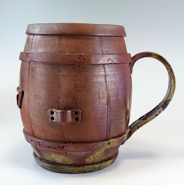 備前焼 メガ樽ジョッキ マグカップ 酒器 三奈三 作品 うつわの弥土 陶器 お店 横浜市青葉区 備前焼細工物 唐津焼ぐい呑 唐津焼ぐい呑み 唐津焼ぐい飲み 陶器 うつわの弥土 オンラインギャラリー 横浜市