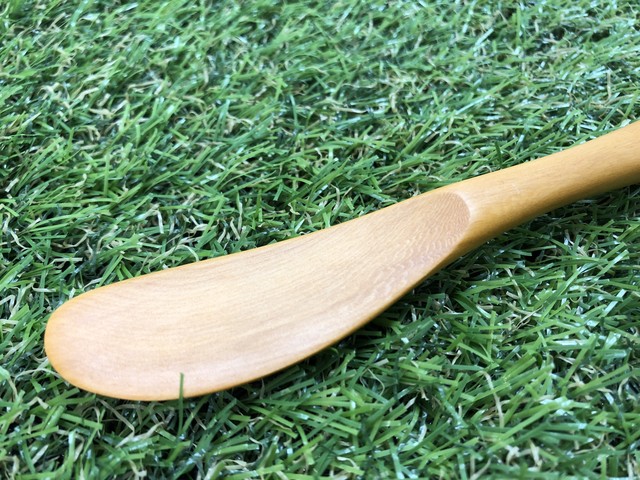 木のバターナイフ オシャレでかわいい 使いやすくキレイな色合いと木目 工房夕花野 お弁当箱と木の器