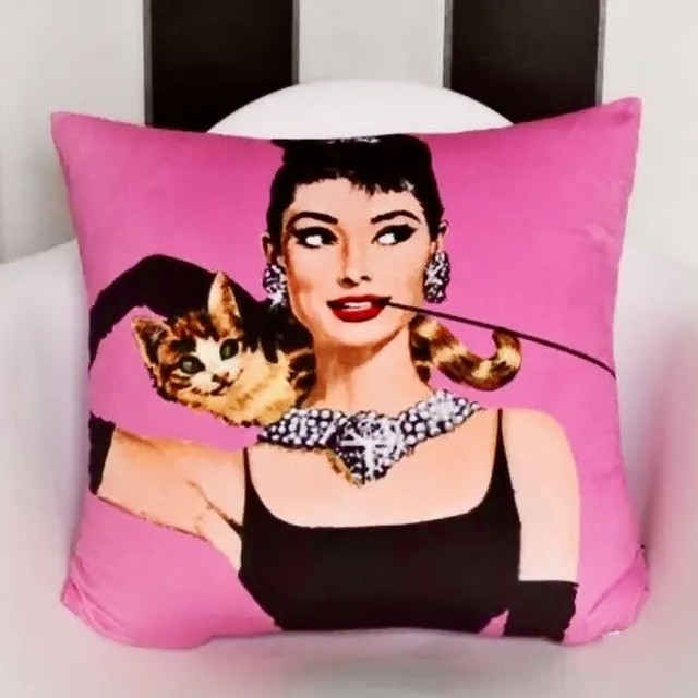 カバー ベルベット オードリーヘップバーンクッションカバー Whitst Select