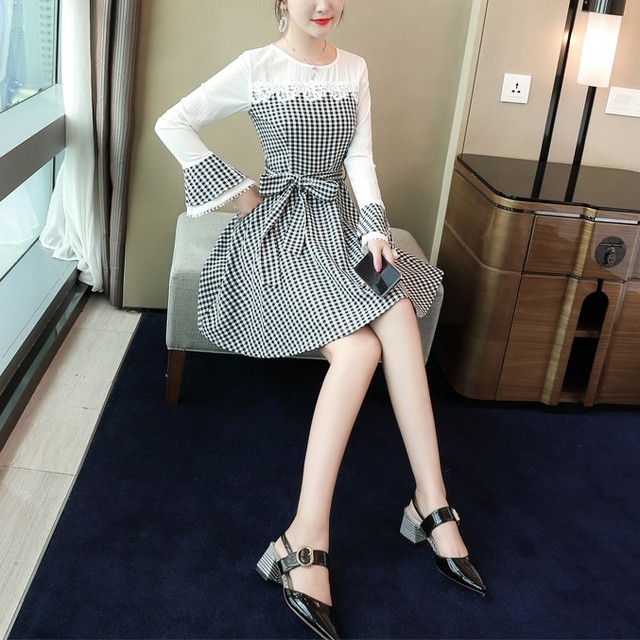 ドッキングワンピース チャック柄 ミニ丈 ラップスリーブ ウエストリボン レース フリル レディース ガーリー W124 La Vie En Rose