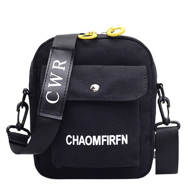 即納 ブラック ボディバッグ ミニ ショルダーバッグ ウエストバッグ ボディーバッグ 韓国ファッション 多機能 肩掛け 斜め掛け レディース メンズ 男女兼用 かばん カバン 鞄 カジュアル モノトーン オールシーズン Sunflower