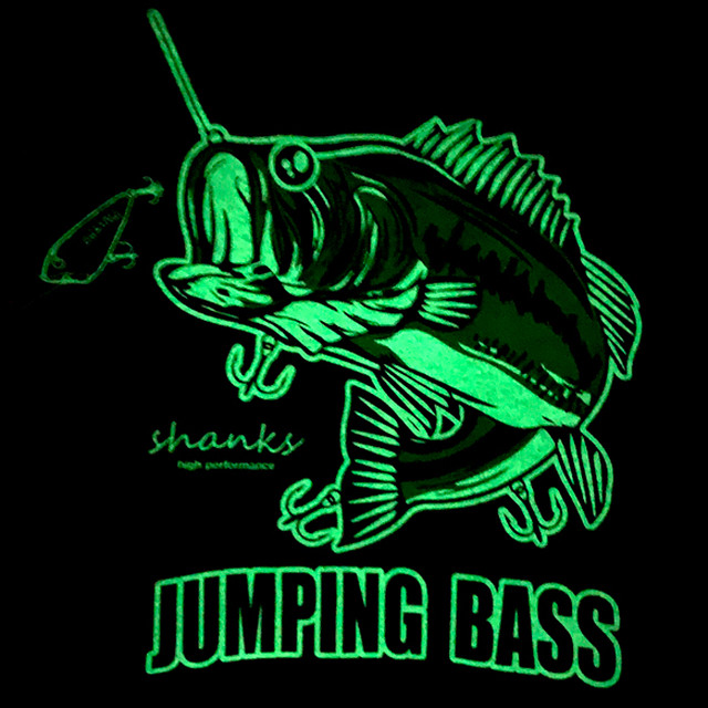 送料無料 Jumping Bass Zip Hoodie カワイイクマさんがバスを釣っているキュートなパーカー 海釣り 釣りtシャツ ルアー 釣りt 釣りガール 釣りパーカー カサゴ バス釣り Shanks