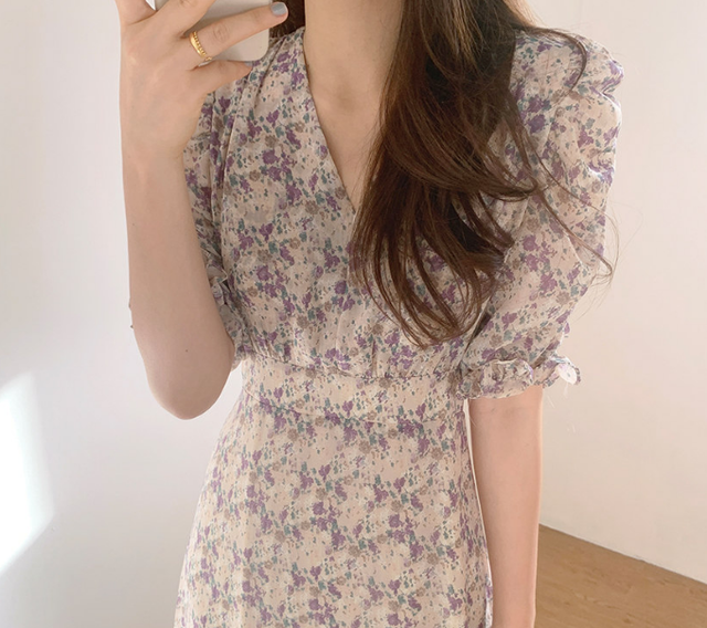 One Piece Retro Flower ワンピース ロング丈 シフォン レトロ フェミニン シンプル ネイチャー柄 小花柄 フラワー Vネック パフスリーブ 半袖 おしゃれ ワンカラー シック 上品 大人 可愛い キュート きれいめ カジュアル お出かけ デイリー リゾート 夏 Sea Sign