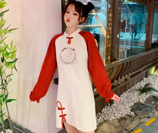 Top Mode ワンピース 春ワンピ ラグランスリーブ チャイナ ワンピース ミニ丈 ミニワンピ ミニドレス 刺繍 うさぎ 和柄 漢服 レディース 長袖 原宿系 ガーリー 中華風 普段着 チャイナボタン ファッション レトロ ラフ ゆったり お呼ばれ ホワイト 白 ニッチ Bitter 映え