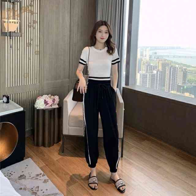 トレーニングウェア ヨガウェア レディース 2点セット ジム セットアップ ジャージ 上下セット フィットネス ランニングウェア 大きいサイズ おうち時間 ルームウェア ゆったり ゆるい 痩せて見える ラインデザイン 英字ロゴ 半袖 九分丈パンツ ライン クルーネック T