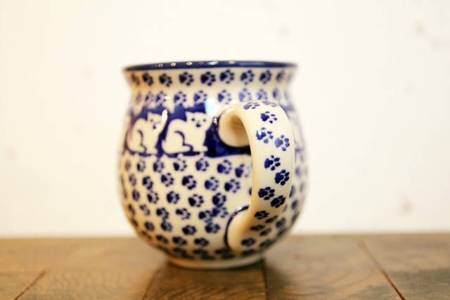 ポーランド食器 ポーリッシュポタリー マグカップs 0ml 猫柄 足跡 News Stand Satake