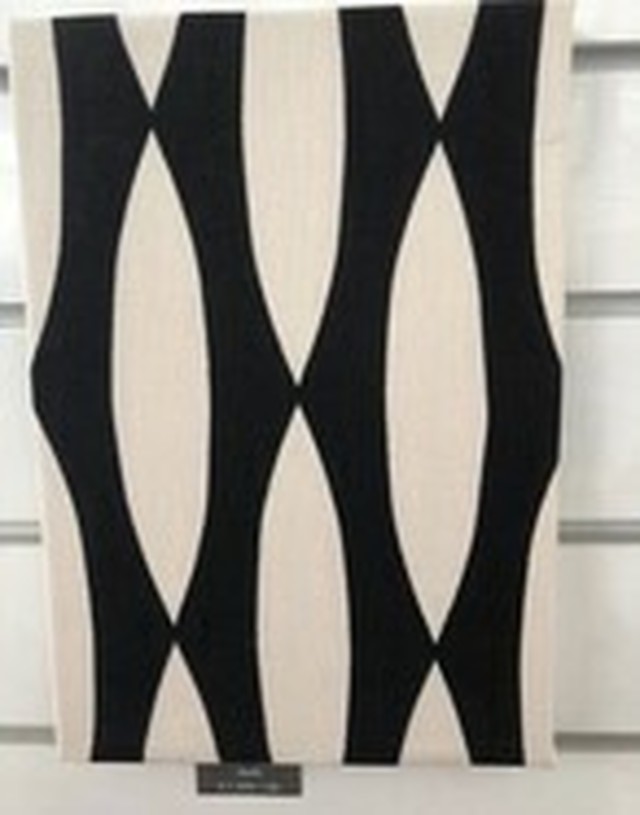 マリメッコ ファブリックパネル ｍサイズ Fabric Panel 北欧 ゆとりのある暮らし 壁掛け 壁飾 パネル お洒落 モダンデザイン 模様替え Clips Room