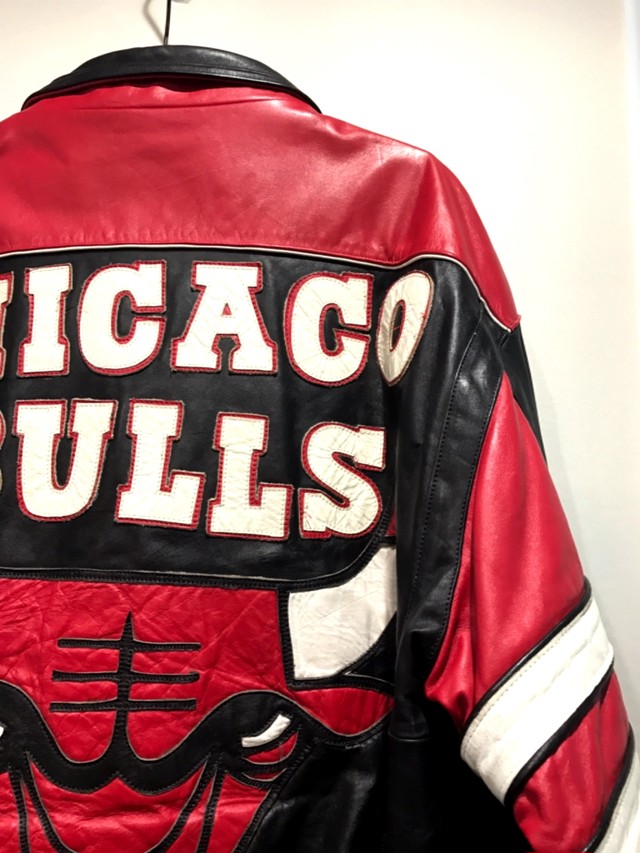 ９０ ｓ ｃｈｉｃａｇｏ ｂｕｌｌｓ シカゴブルズ オールレザースタジアムジャケット サイズ ｌ W 084 ｆａｂｒｉｃ