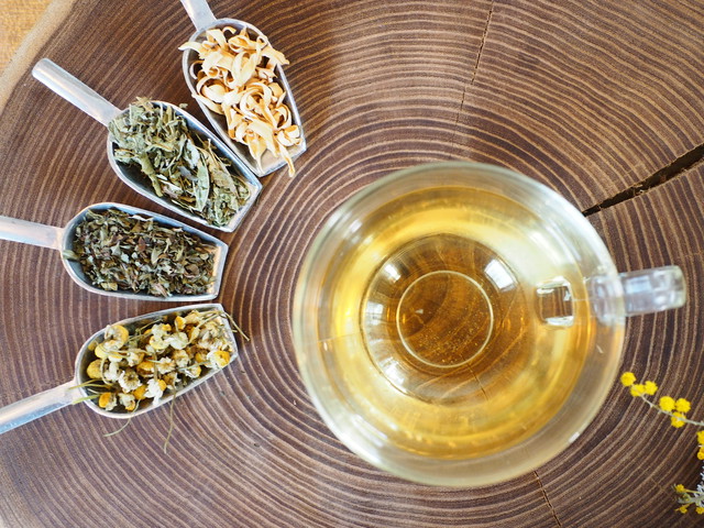 甘い香りで優しい眠りを おやすみ オーガニックハーブティー 増量タイプ メディカルハーブのお店 Oluolu オルオル