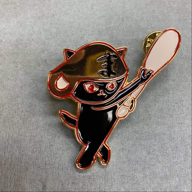 チャームファイターピンバッジ Byまちゅこけ Kuroneko Records