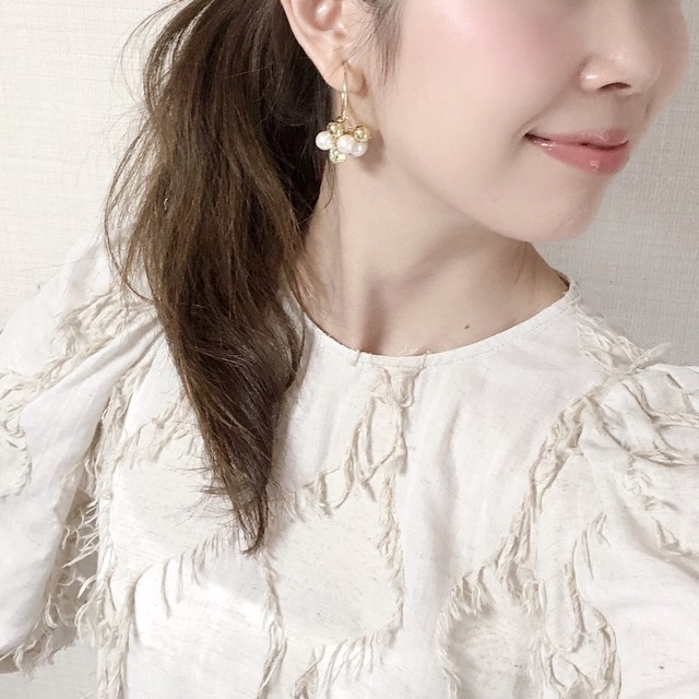 【イヤリング】人気 パールとスワロフスキーのフープイヤリング アクセサリー
