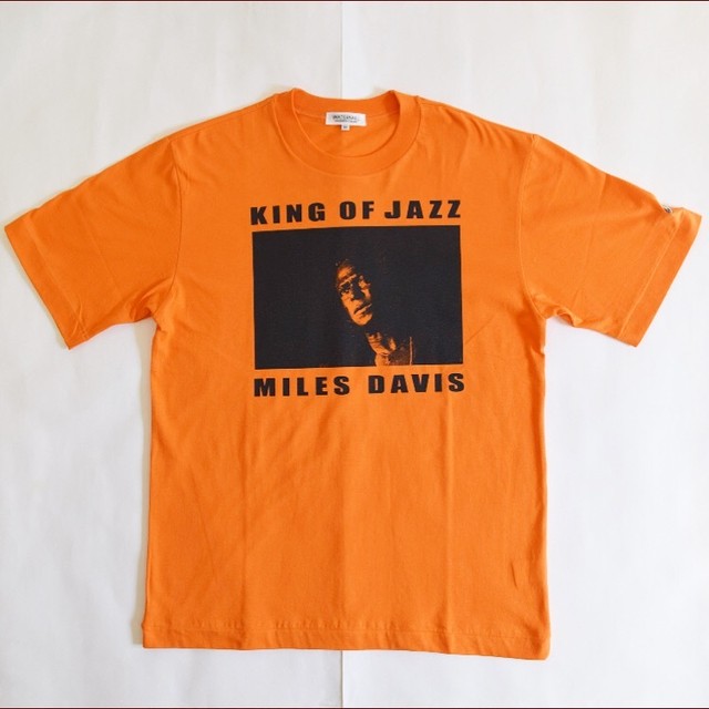 Miles Davis Ver 4 ジャズtシャツ 写真家 内山繁氏コラボ Waterfallオリジナル S M L Waterfall レコードワッペンの服ユニセックスブランド