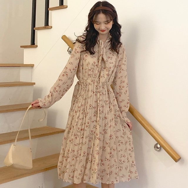 全2色 小花柄プリーツワンピース シフォン ロング丈 大人可愛い フェミニン お出かけ デート 女子会 長袖 レトロ ハイウエスト Arroser
