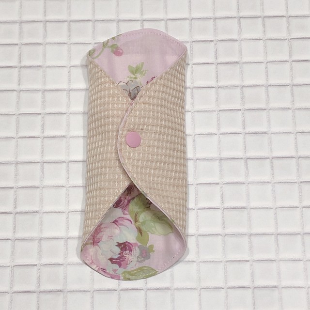布ライナーs 肌面オーガニックコットン 花柄ピンク 布ナプキン おりもの用 Sumire Beauty