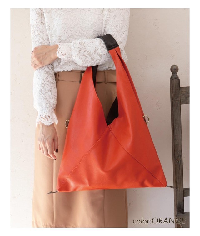 送料無料 Quay キー フェイクレザー三角バッグ インナーポーチ付き World Select