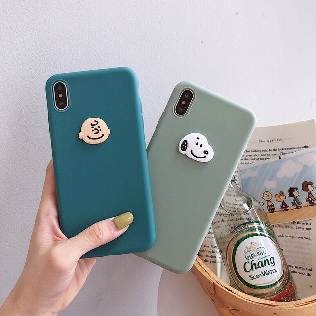 即納 送料無料 Iphone Case チャーリーブラウン Snoopy スヌーピー Iphone11シリーズ対応 くすみカラーグリーン Glory Be