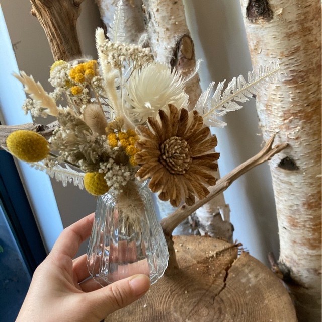ドライフラワーのミニブーケ フラワーベース付き Lowergo
