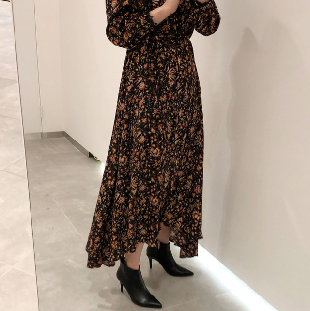 One Piece Flower 2color ワンピース 花柄 フラワー ネイチャー柄 2色展開 ベージュ ブラック 長袖 ビッグカラー レース ロング丈 フレア ハイウエスト レトロ 大人 可愛い きれいめ ガーリー 上品 デート お出かけ お呼ばれ ショッピング 春 秋 レディース Sea