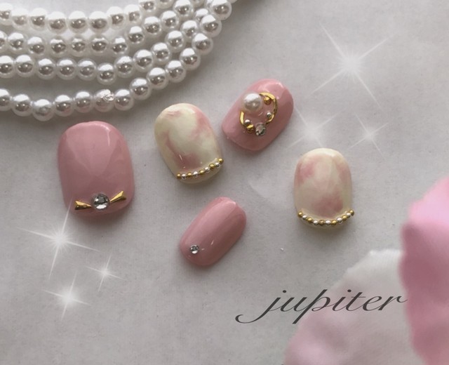 上品ピンクのマーブルネイル Jupiternail