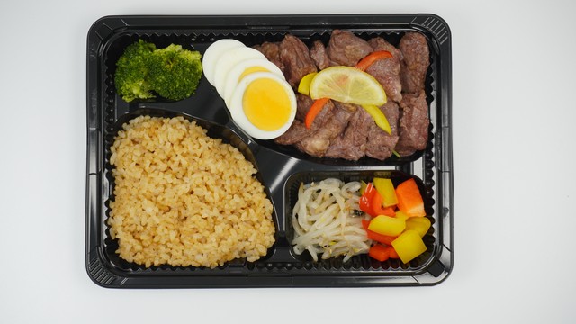 マッスル弁当(塩胡椒味)