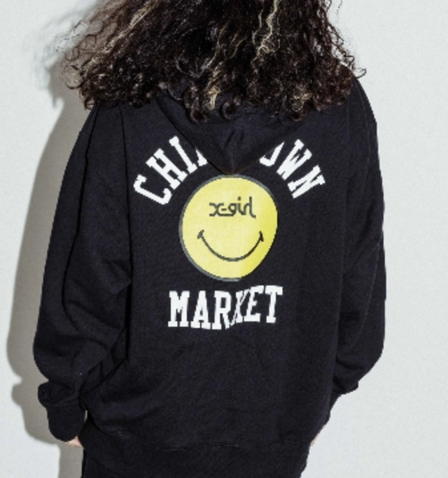 X Girl X Girl Chinatown Market Smiley R Sweat Hoodie チャイナタウンマーケット コラボ パーカー Xgirl Xg エックスガール Inception