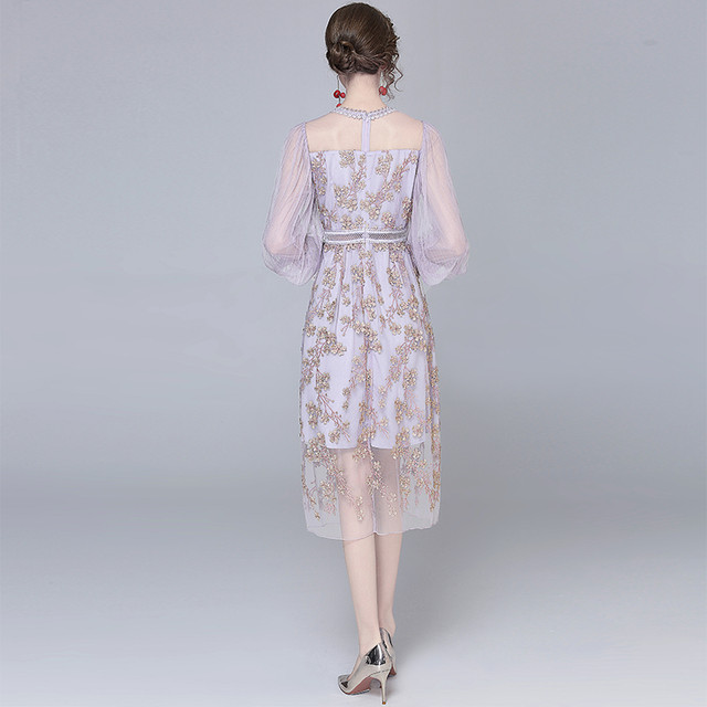 送料無料 D5 フラワー 刺繍 シアー パフ スリーブ ワンピース ラベンダー パープル 花刺繍 総刺繍 半ぽわん袖 パワースリーブ クラシカル レース 結婚式 ドレス 上品 紫 インポート パーティードレス メール便 パーティーワンピ お呼ばれワンピース お呼ばれ