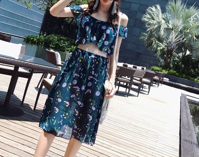 花柄ビキニとロングスカートの3点セット オフショルダー フリル フレア 体型カバー レディース 水着 大きいサイズ Lalas