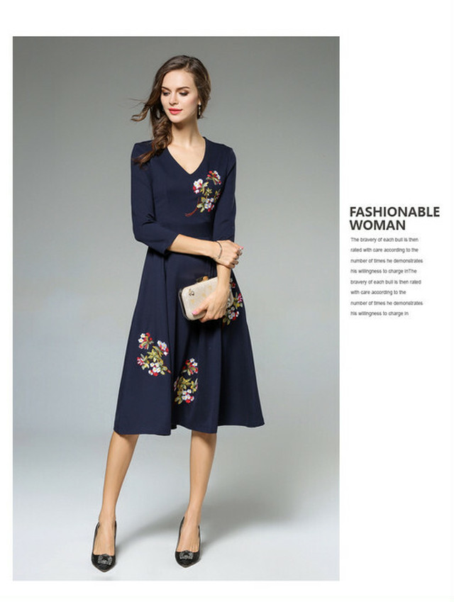 上品な刺繍ワンピース フォーマルにも使えるvネックのドレス ワンピース Yumi Shop