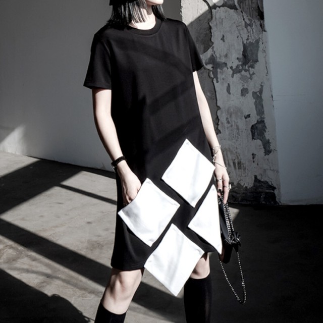 ワンピース レディース スクエア柄 半袖 ミドル丈 ハイウエスト ブラック 個性 個性コーデ 個性ファッション 個性好き 個性的スカート上品 大人 カジュアル 大人カジュアル スタイリッシュ きれいめ シック モード系 フェミニン レトロ 着回し 着回し力抜群 休日コーデ