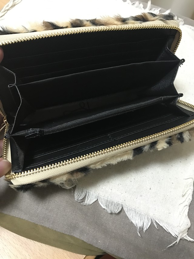 手触りの良いもこもこ長財布 とてもインスタ映えする可愛い財布 W 虎柄 即購入大丈夫です インフォマティオン Mokyuhima