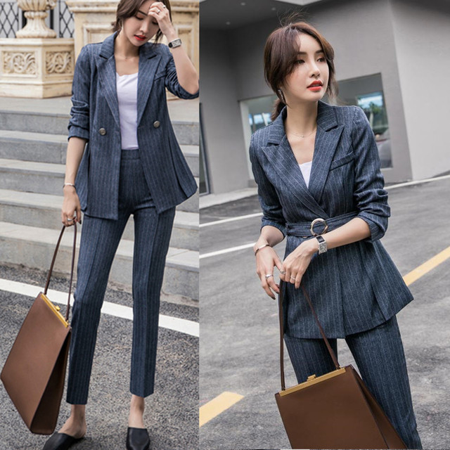 送料無料 パンツスーツ おしゃれ セットアップ 韓国 ブルーグレー トレンドスーツ 普段使い フォーマル ストライプ A Command コマンドプラス