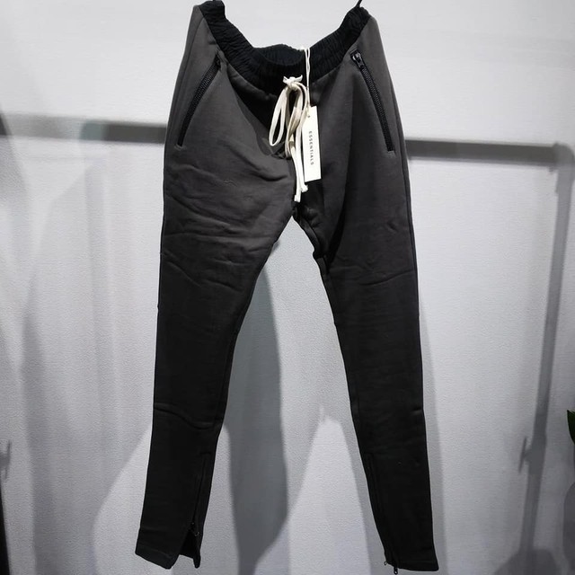 Essentials スキニースウェットパンツ Acqua Olio