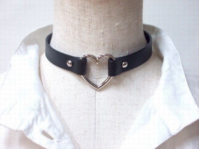 チョーカー レディースアクセサリー アクセサリー ファッション 本革 Punks ハート パンク ロック レザー ハロウィン 3011 Tre Fiore
