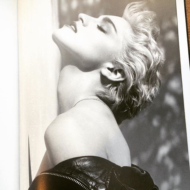 ハーブ リッツ写真集 Herb Ritts Stern Fotografie 古本トロニカ 通販オンラインショップ 美術書 リトルプレス ポスター販売