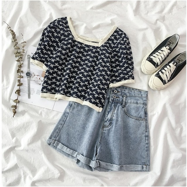 レディース 可愛い オシャレ スクエアネック 半袖 花柄 タイト Tシャツ デニムパンツ 2点セット セットアップ 75shops