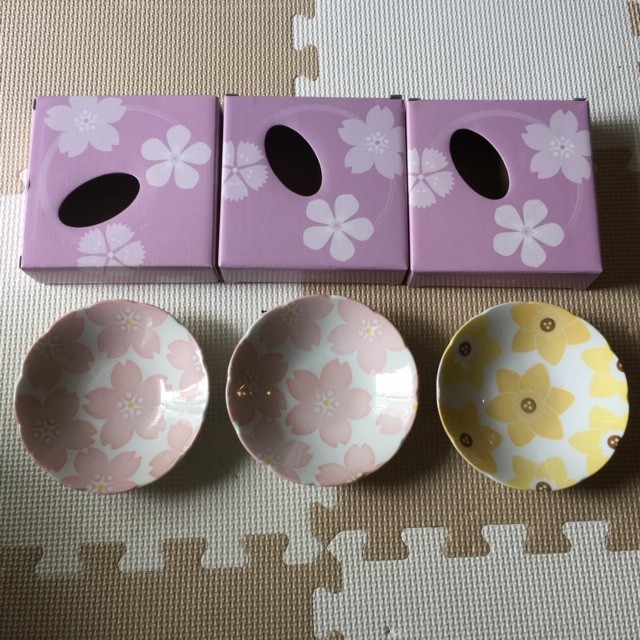 新品 料理が引立つ 京都 たち吉の 花舞小鉢 ３点セット Kurachan12
