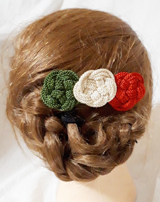 組紐髪飾り ヘアコーム 赤 ベージュ 濃緑 もものかおり 組紐髪飾り ヘアコーム 赤 ベージュ 濃緑 もものかおり