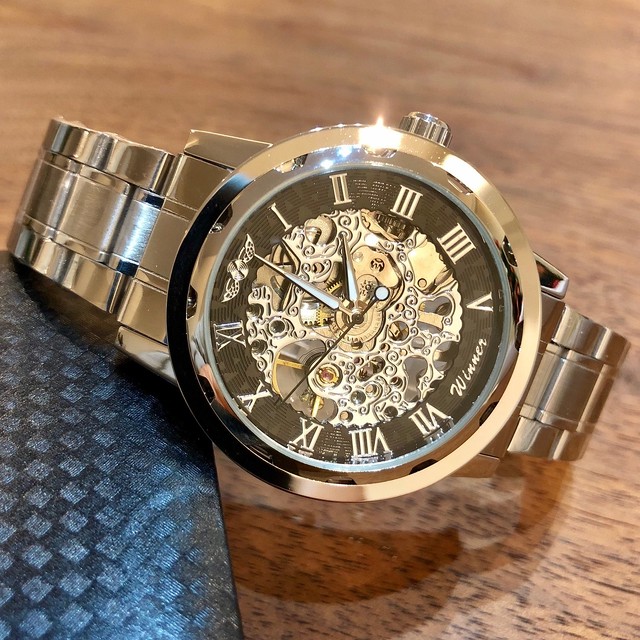 海外人気ブランドwinner フルスケルトン メンズ自動巻き腕時計 ブラック シルバー 腕時計専門店 Action Media