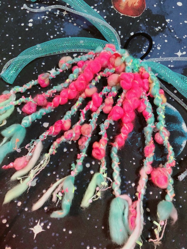 みどろや ピンク 水色ファンシー 毛糸エクステ みどろや