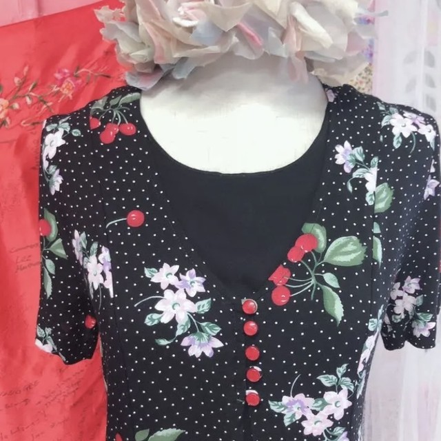 274 さくらんぼ チェリー 小ドット レースアップワンピース Ranunculuss