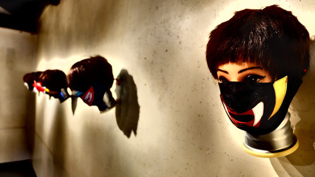 ルチャマスクマスク 赤青ハーフ銀 黄色ライン ｌ男性サイズ デストロイ屋