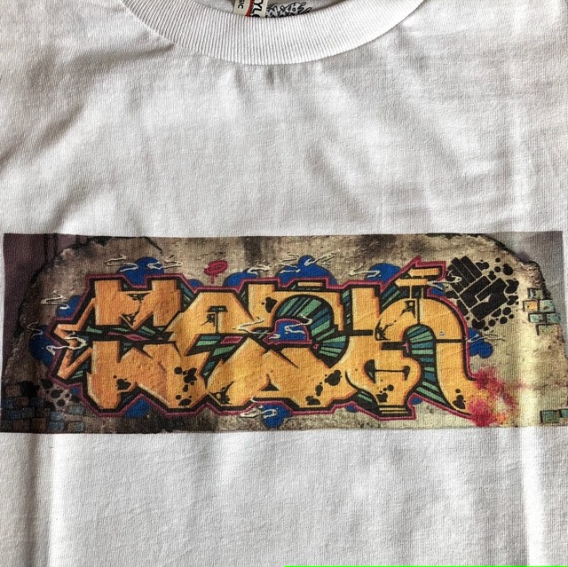 Legalize New Design よりダンボウォールのフォトtシャツです Lnd