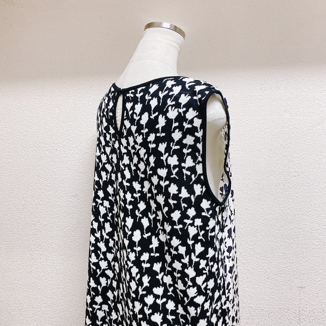 マックスマーラ ノースリーブワンピース 白黒色 花柄 Maxmara Uta