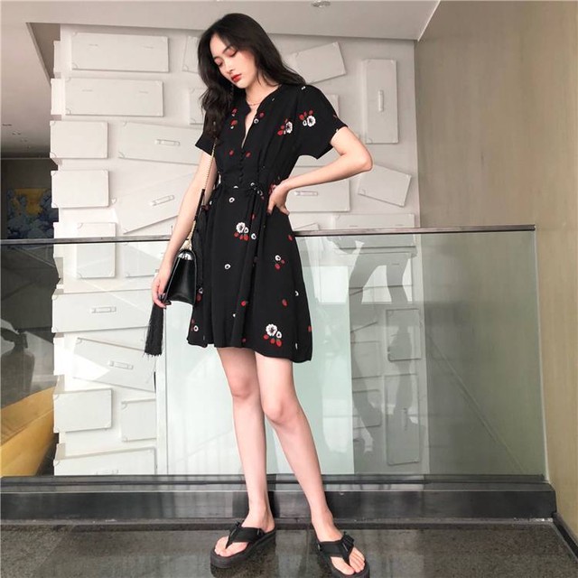 ワンピース 半袖 個性的 いちご柄 Aライン フレアスカート ミニ丈 Cgyk Cg1p