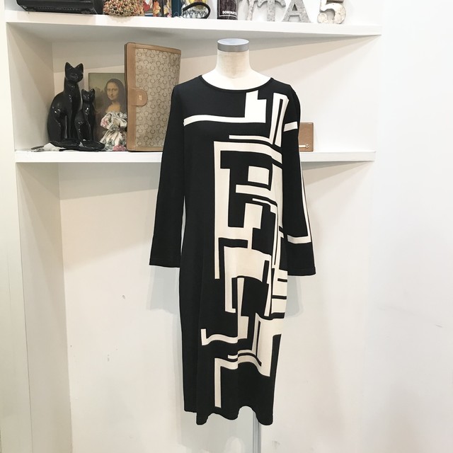 Pierre Cardin One Piece Black ピエールカルダン ニットワンピース 柄 黒 ｕｔａ５