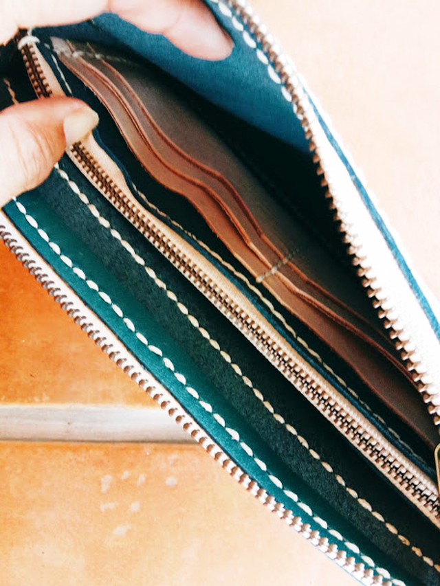 お財布ショルダー スマホ入れ付き 黒 価格送料含 Nananbali